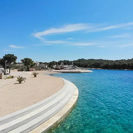 Aquanur-4 By Interhome * Sovlje