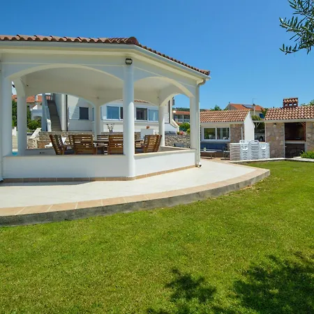 Apartment Aquanur-4 By Interhome *