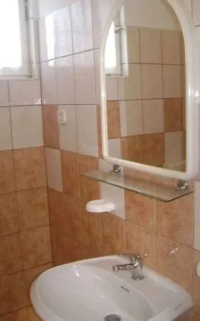 Aquanur-4 By Interhome