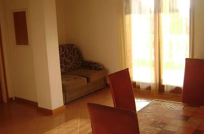 Appartement Aquanur-4 By Interhome