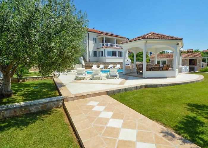 Appartement Aquanur-4 By Interhome *