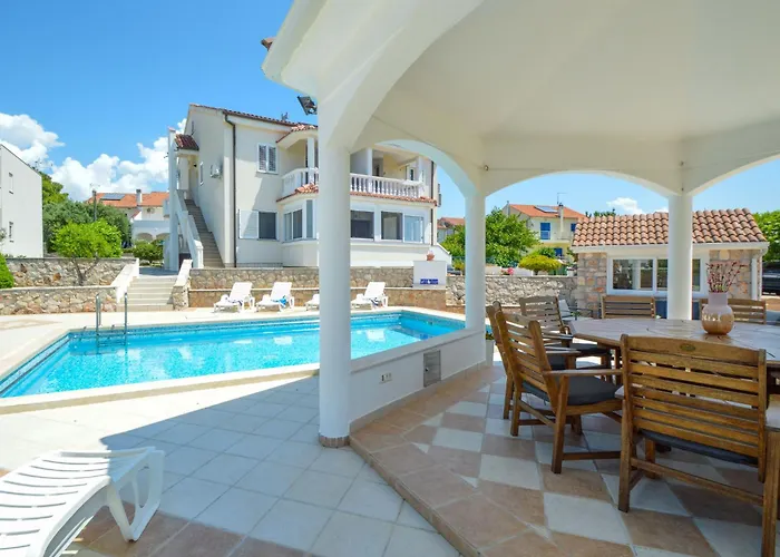 Aquanur-4 By Interhome * Sovlje