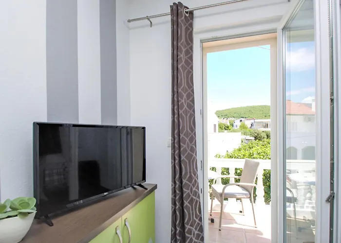 Appartement Aquanur-4 By Interhome