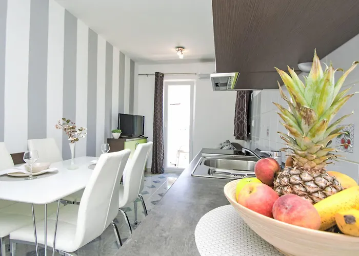 Aquanur-4 By Interhome Appartement