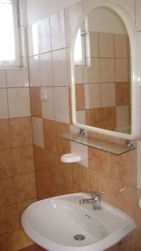 Aquanur-4 By Interhome