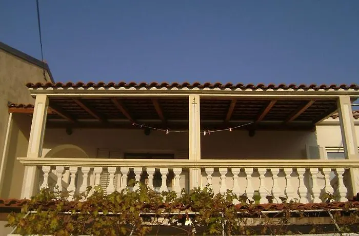 Aquanur-4 By Interhome Appartement